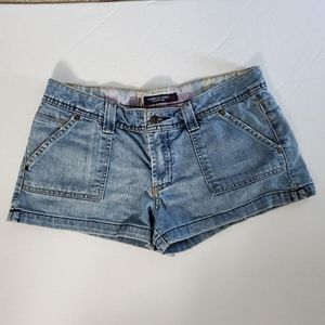 American Eagle Low Rise Jean Shorts Size 10